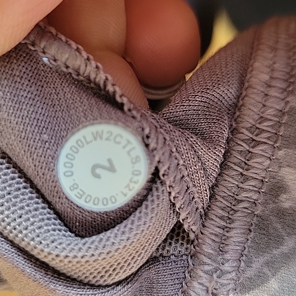 Lululemon Flow Y Bra Nulu - Picture 8 of 12